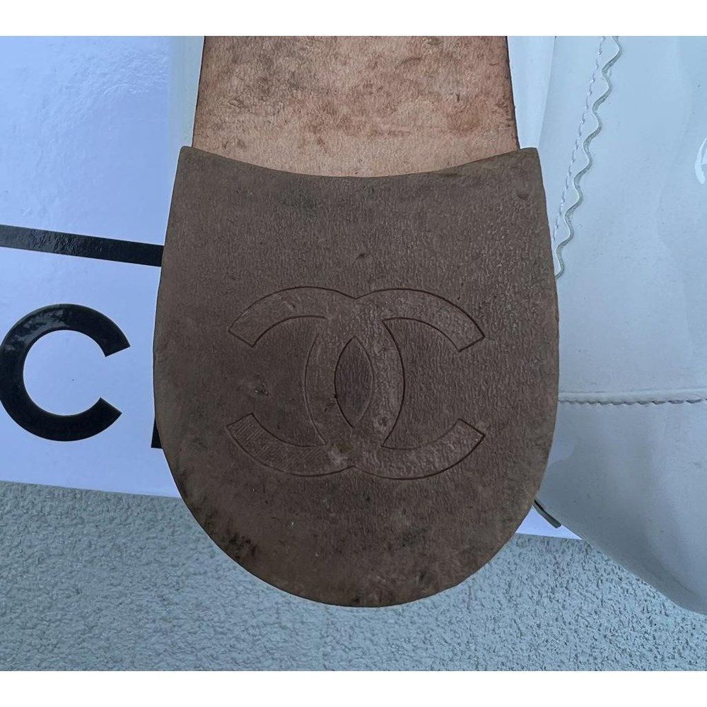 Authentic CHANEL Mocassin White Chain Link Leather CC Logo Loafers Size IT37 - Picture 14 of 14